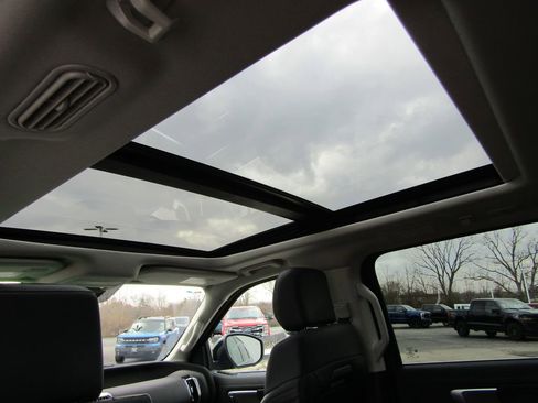 Used 2025 Ford Expedition Platinum AWD/4WD image 21