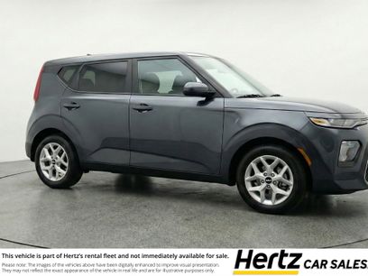 Used 2025 Kia Soul LX w/ LX Technology Package