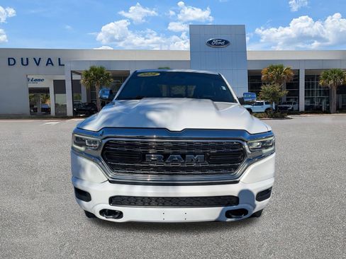 Used 2024 RAM 1500 Limited w/ Body Color Bumper Group image 9