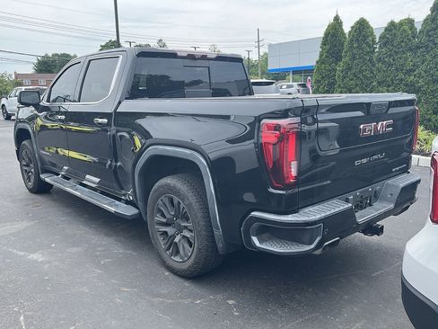Used 2021 GMC Sierra 1500 Denali w/ Technology Package AWD/4WD image 4