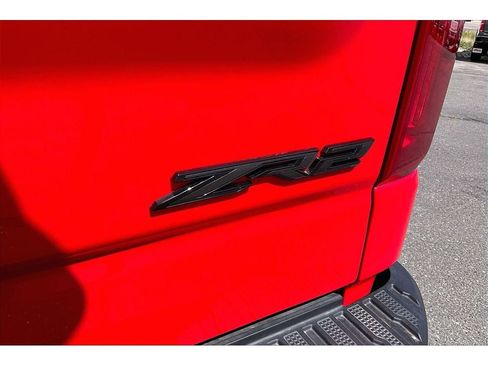 Used 2026 Chevrolet Silverado 1500 ZR2 w/ Dark Appearance Package AWD/4WD image 9