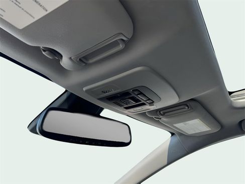 Used 2023 Toyota Camry XSE image 25