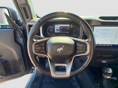 Used 2023 Ford Bronco Outer Banks AWD/4WD image 37