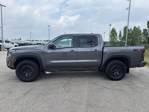 New 2026 Nissan Frontier PRO-4X w/ Pro Premium Package AWD/4WD image 6