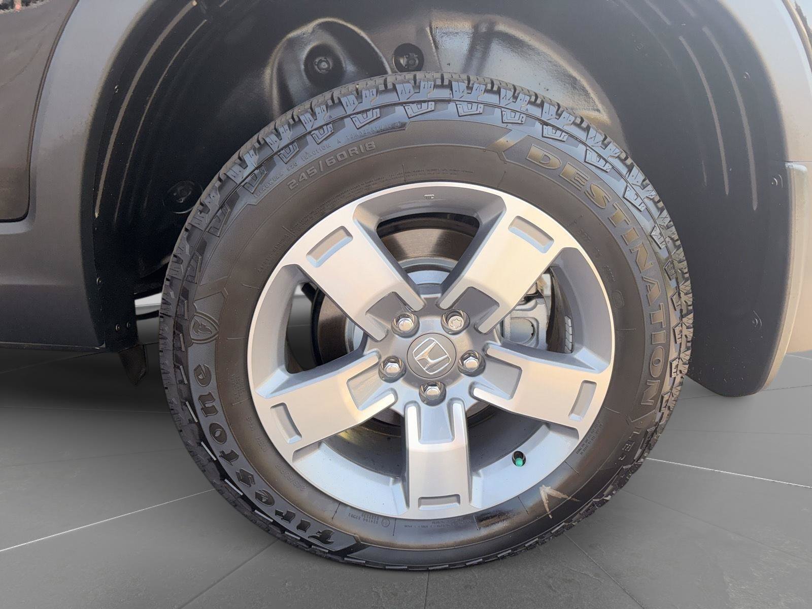 Used 2025 Honda Ridgeline RTL image 11