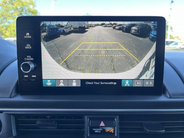 Used 2025 Honda Pilot EX-L image 24