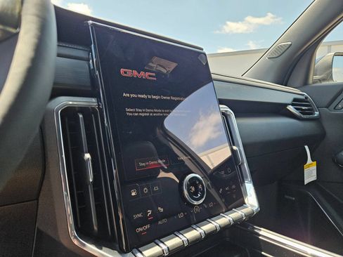 New 2026 GMC Acadia Elevation w/ Elevation Premium Package FWD image 15