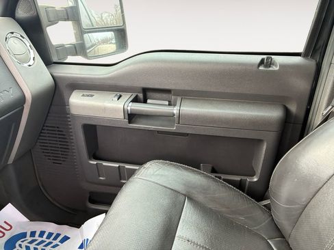 Used 2012 Ford F350 Lariat w/ Chrome Pkg image 20