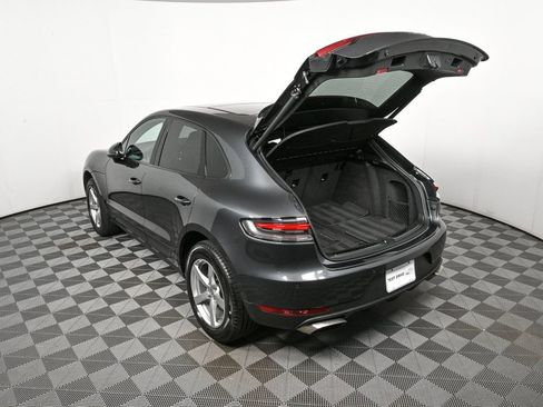 Certified 2020 Porsche Macan image 34