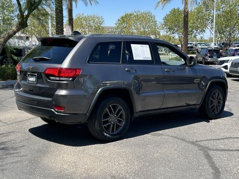 Used 2017 Jeep Grand Cherokee Laredo 75th Anniversary RWD image 4