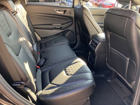 Used 2024 Ford Edge Titanium AWD/4WD image 15