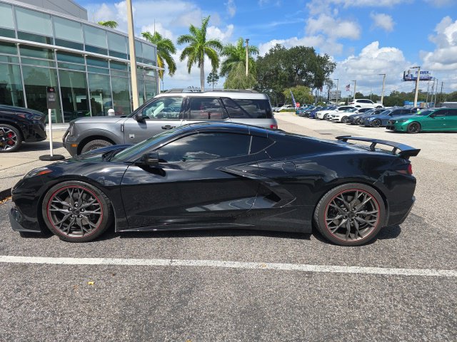 Used 2025 Chevrolet Corvette Stingray Coupe w/ Z51 Performance Package RWD image 4