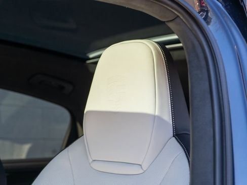 New 2026 Porsche Cayenne GTS image 19