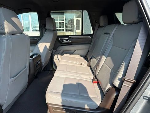 Certified 2022 Chevrolet Tahoe LT w/ Luxury Package AWD/4WD image 24