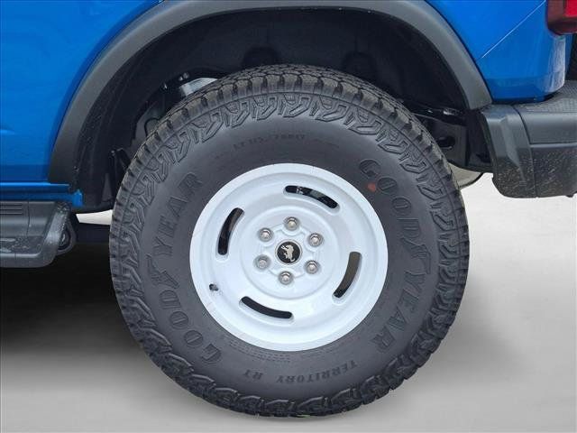 New 2026 Ford Bronco Heritage Edition AWD/4WD image 14
