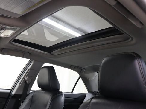 Used 2015 Toyota Camry XLE FWD image 15