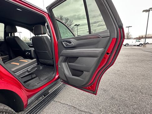 Certified 2023 GMC Yukon AT4 w/ AT4 Premium Package AWD/4WD image 18