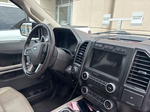 Used 2021 Ford Expedition Max Limited image 15