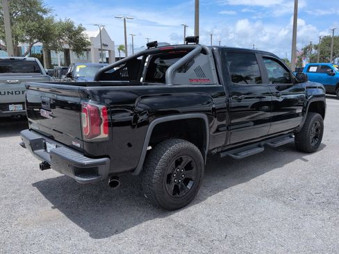 Used 2017 GMC Sierra 1500 SLT w/ All Terrain X Package AWD/4WD image 5