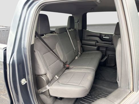 Used 2022 Chevrolet Silverado 1500 LT AWD/4WD image 19