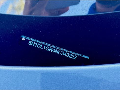 Used 2022 INFINITI QX60 Sensory w/ Cargo Package image 38