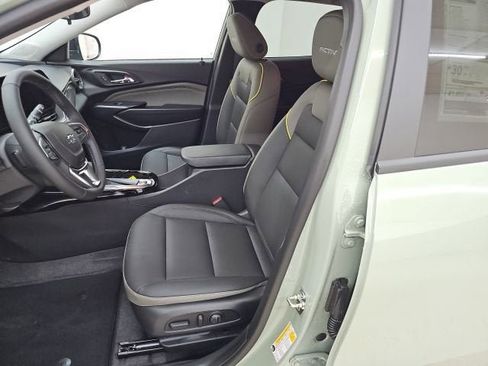 New 2026 Chevrolet Trax ACTIV w/ Driver Confidence Package FWD image 2