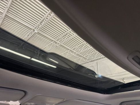 Used 2017 Honda Odyssey EX-L image 22