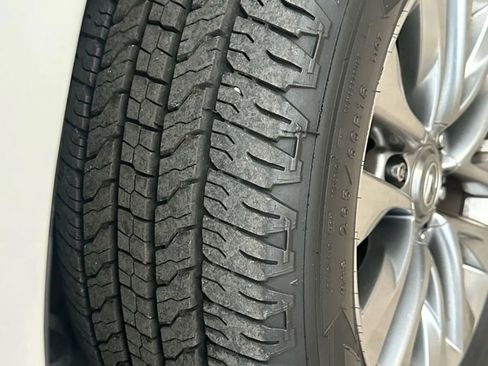 Used 2014 Lexus GX 460 Luxury image 44