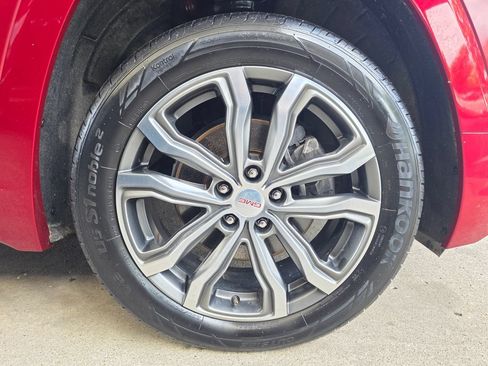 Used 2019 GMC Terrain Denali w/ Driver Alert Package II AWD/4WD image 6
