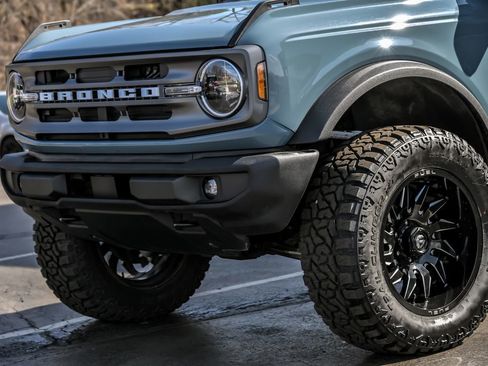 Used 2022 Ford Bronco Big Bend image 2