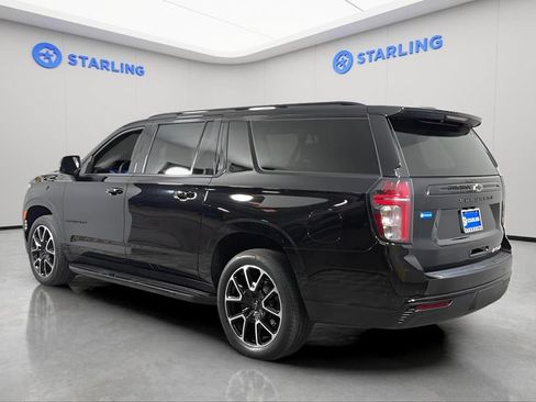 Certified 2023 Chevrolet Suburban RST w/ Luxury Package AWD/4WD image 6