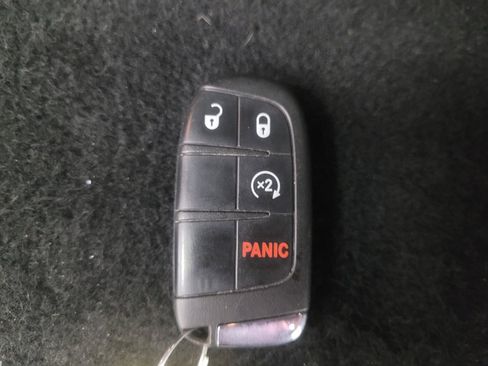 Used 2021 Jeep Renegade Latitude w/ Convenience Group image 32