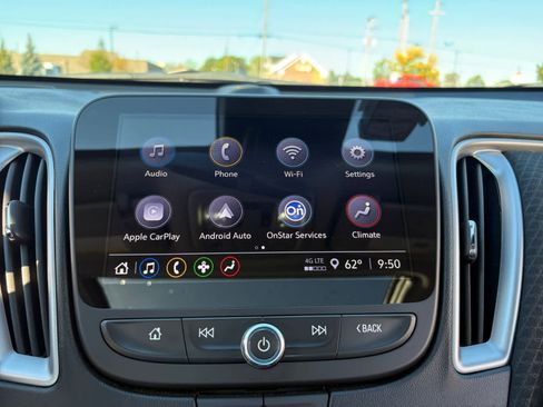 Used 2024 Chevrolet Malibu LT image 22