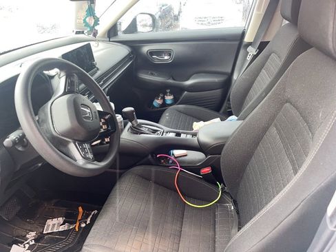 Used 2023 Honda HR-V LX image 8
