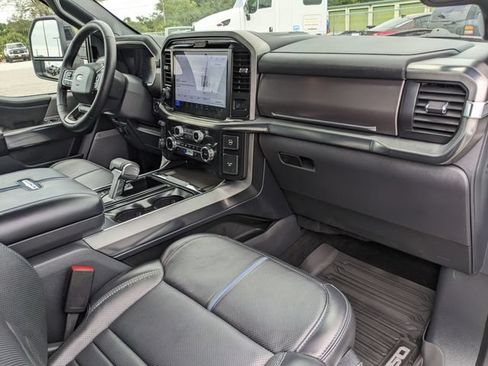 Used 2025 Ford F150 Platinum AWD/4WD image 14
