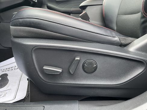 Used 2025 Ford Escape ST-Line w/ Equipment Group 301A image 14