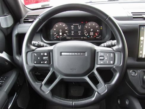 Used 2024 Land Rover Defender 130 X-Dynamic SE AWD/4WD image 24