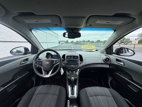 Used 2013 Chevrolet Sonic LT FWD image 3
