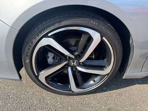 Certified 2022 Honda Accord Sport image 11