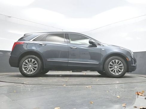 Used 2019 Cadillac XT5 Luxury image 38