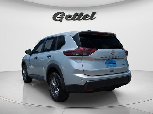 Used 2024 Nissan Rogue S AWD/4WD image 8