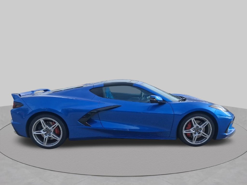 Used 2021 Chevrolet Corvette Stingray Premium Cpe w/ Z51 Performance Package RWD image 4