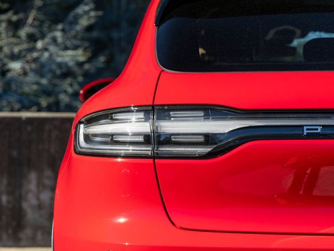 New 2026 Porsche Macan S AWD/4WD image 19