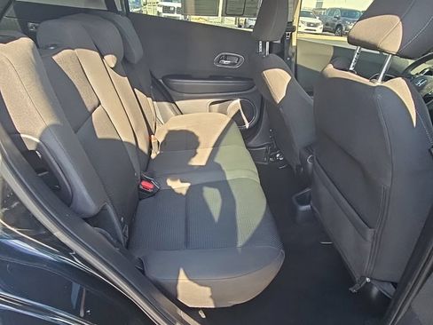 Used 2021 Honda HR-V EX image 29