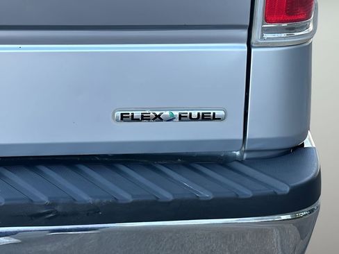 Used 2012 Ford F150 XLT w/ XLT Chrome Pkg image 11