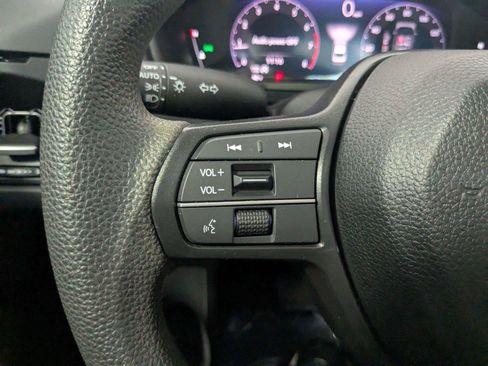Used 2023 Honda Accord EX image 15