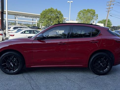 Used 2021 Alfa Romeo Stelvio Ti w/ Nero Edizione AWD/4WD image 11