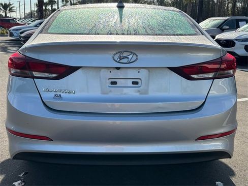 Used 2018 Hyundai Elantra SEL image 12