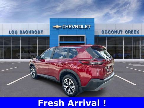 Used 2023 Nissan Rogue SV image 6