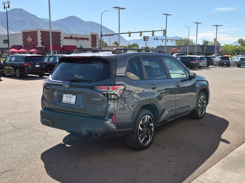 Used 2025 Subaru Forester Limited w/ Popular Package AWD/4WD image 3